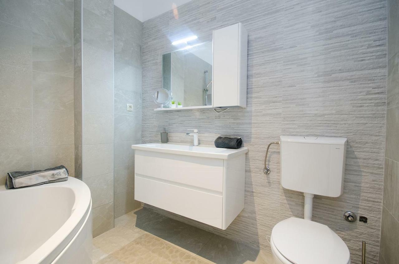 Apartman Korina Sukošan Eksteriør bilde